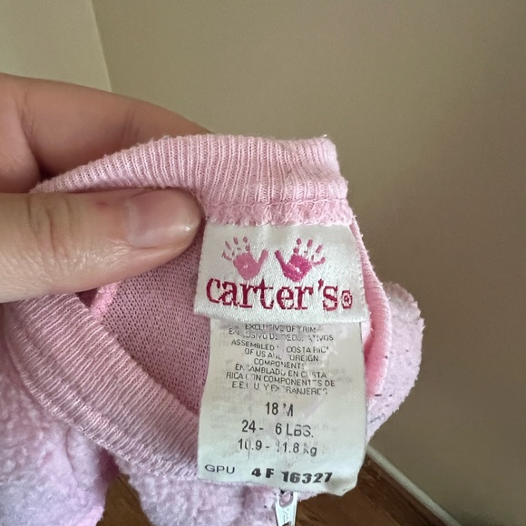 ◻️CARTER’S: Girl size 18 months, pink footsie pajamas w/ dinosaur, preowned◻️ - Picture 2 of 12